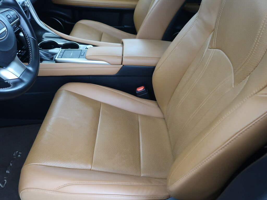 Lexus RX 300 SUV 2,0 l 175 kw