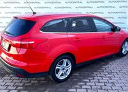 Ford Focus Kombi 999,0 92 kw