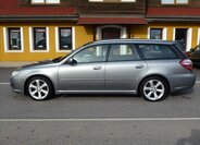 Subaru Legacy Kombi 2,0 l 121 kw