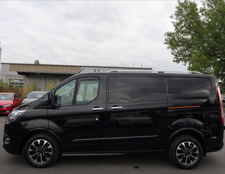 Ford Transit Custom 6