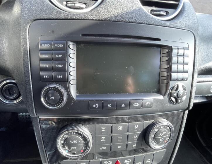 Mercedes-Benz Třídy M SUV 3,0 l 165 kw