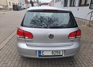 Volkswagen Golf 10