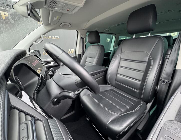 Volkswagen Multivan 11