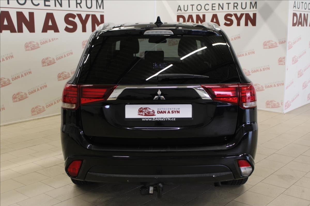 Mitsubishi Outlander SUV 2,0 l 89 kw