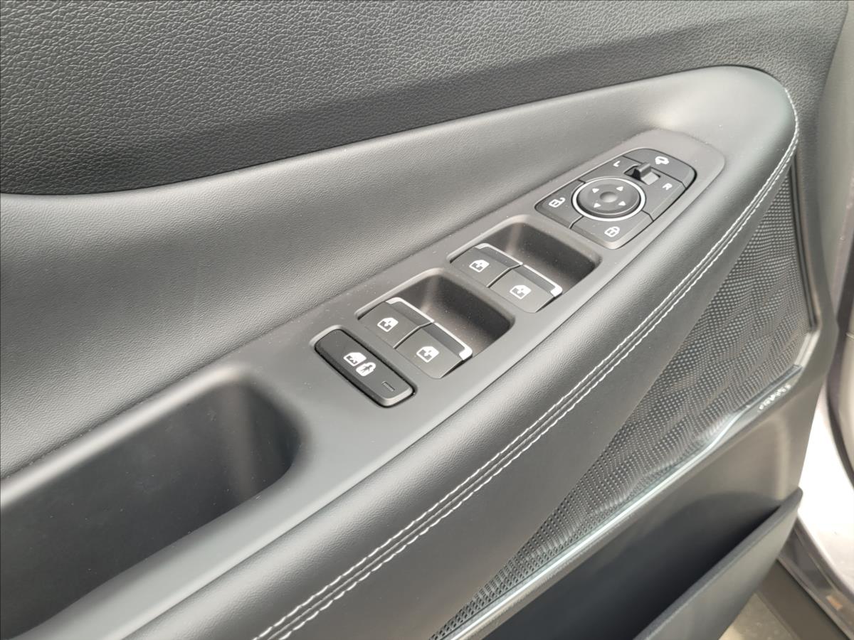 Hyundai Santa Fe SUV 1,6 l 195 kw