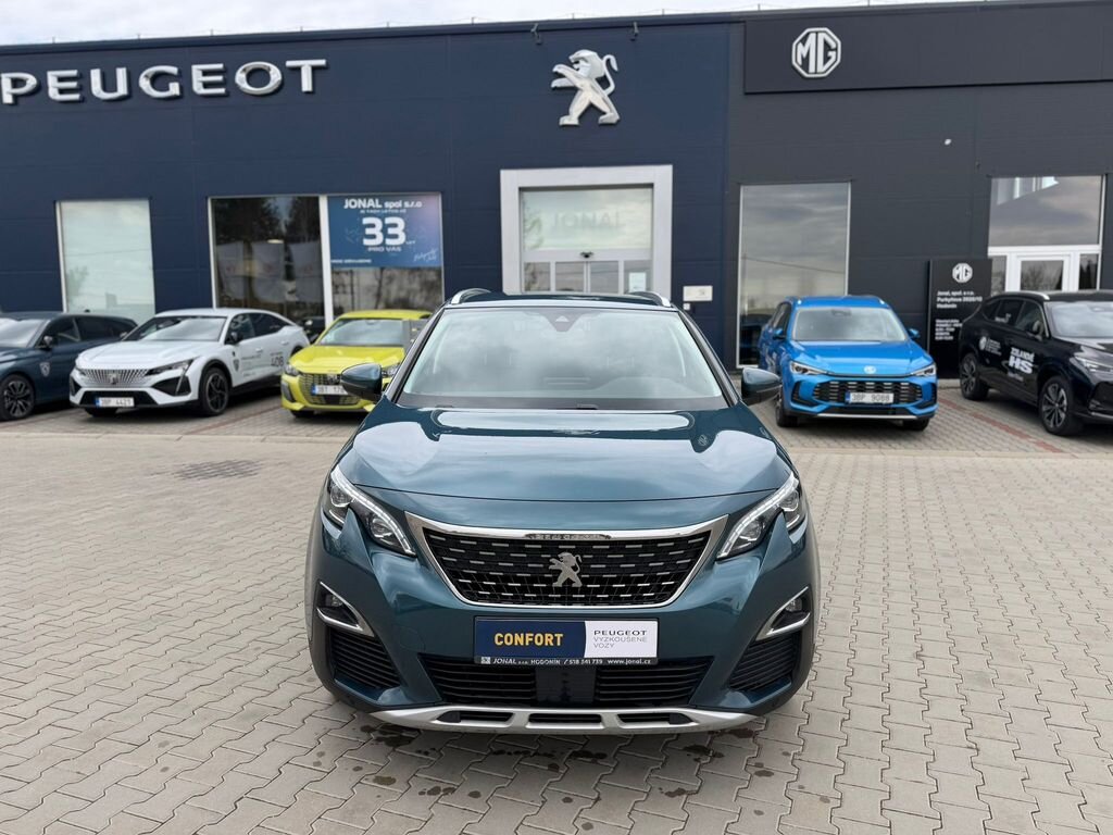 Peugeot 5008 SUV / Terénní 2,0 l 110 kw