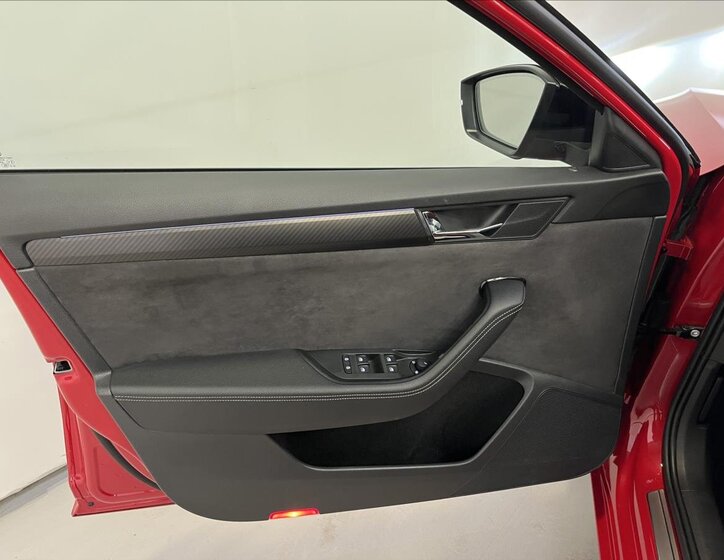 Škoda Superb Kombi 2,0 l 147 kw