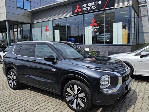 Mitsubishi Outlander SUV / Terénní 2,4 l 100 kw