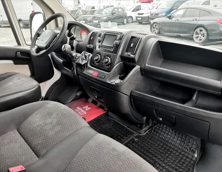 Peugeot Boxer 8