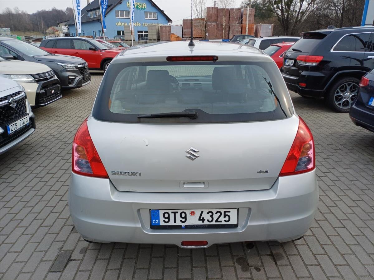 Suzuki Swift Hatchback 1,3 l 66 kw