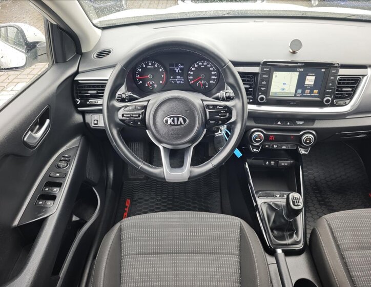 KIA Stonic SUV / Terénní 1,4 l 73 kw