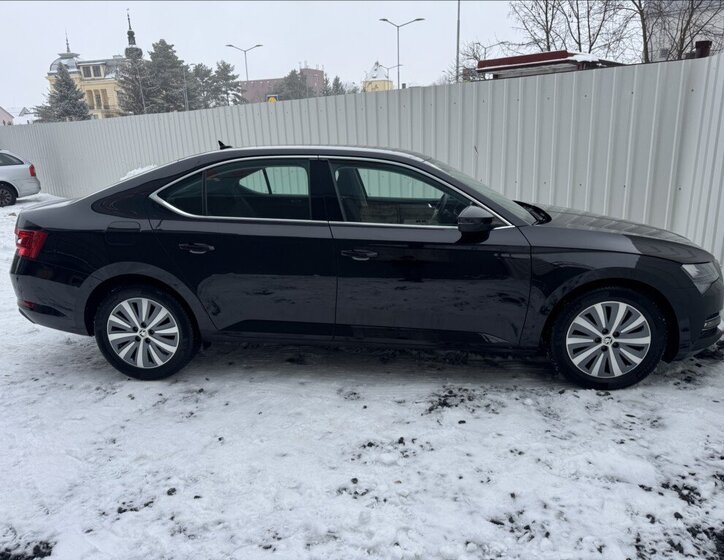 Škoda Superb Sedan 2,0 l 110 kw