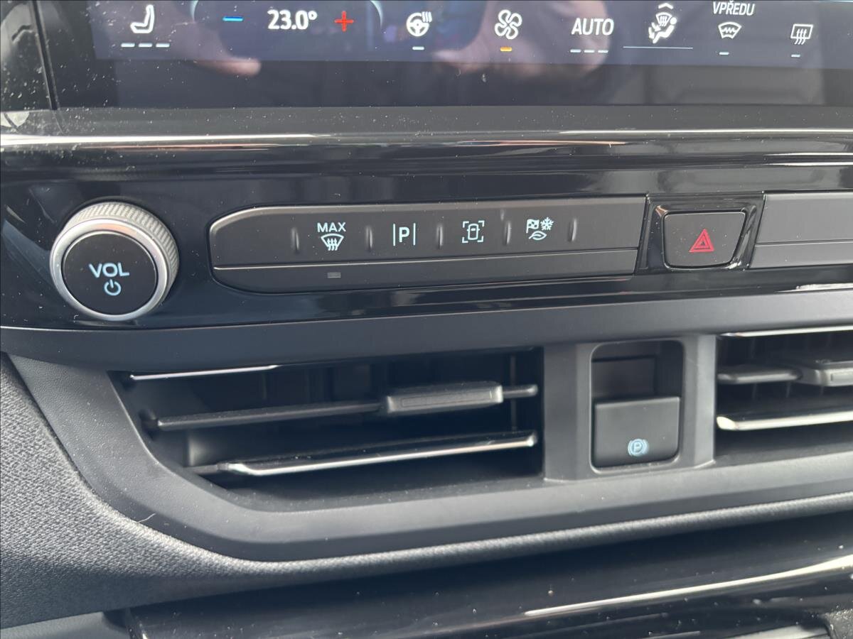 Ford Tourneo Custom Kombi 2,0 l 125 kw