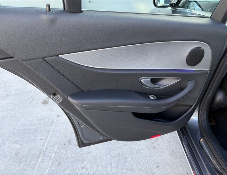 Mercedes-Benz Třídy E 26