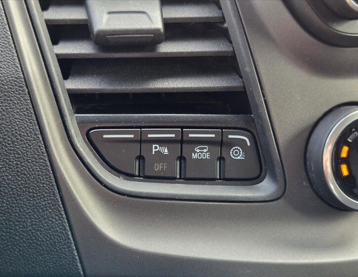 Ford Transit Custom 13