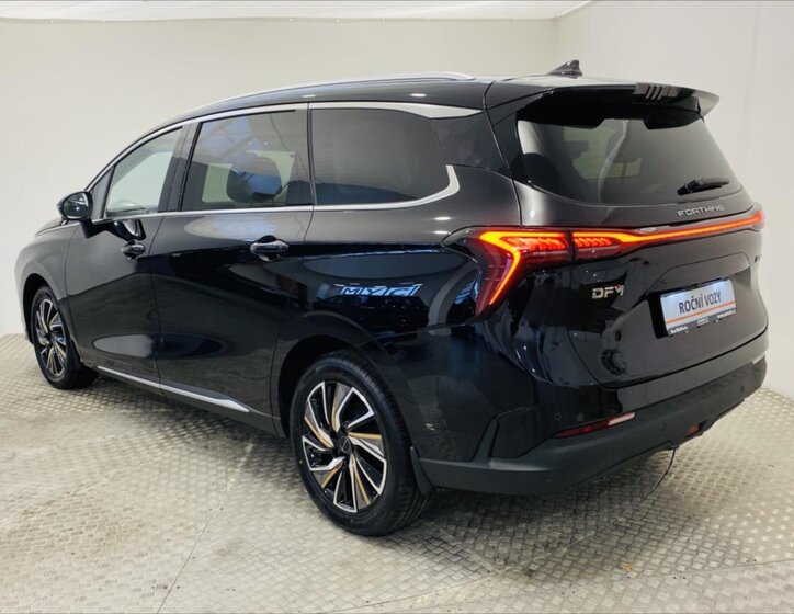 Dongfeng U-Tour Kombi 1,5 l 130 kw