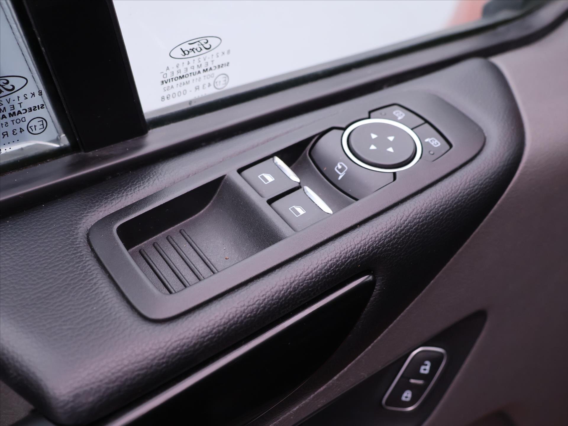 Ford Tourneo Custom Kombi 2,0 l 125 kw