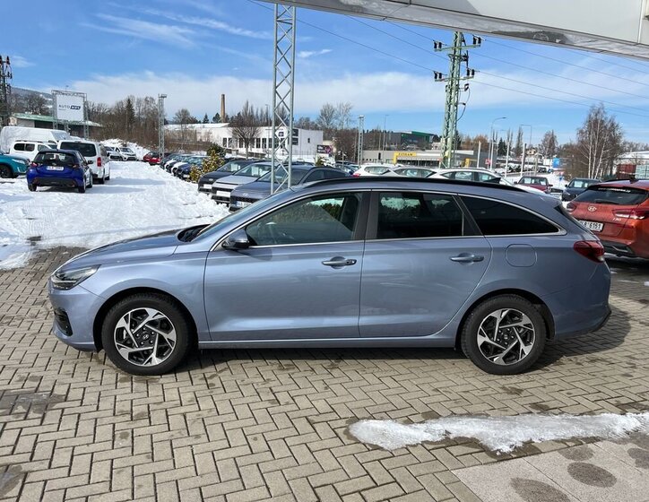 Hyundai i30 Kombi 998,0 73 kw