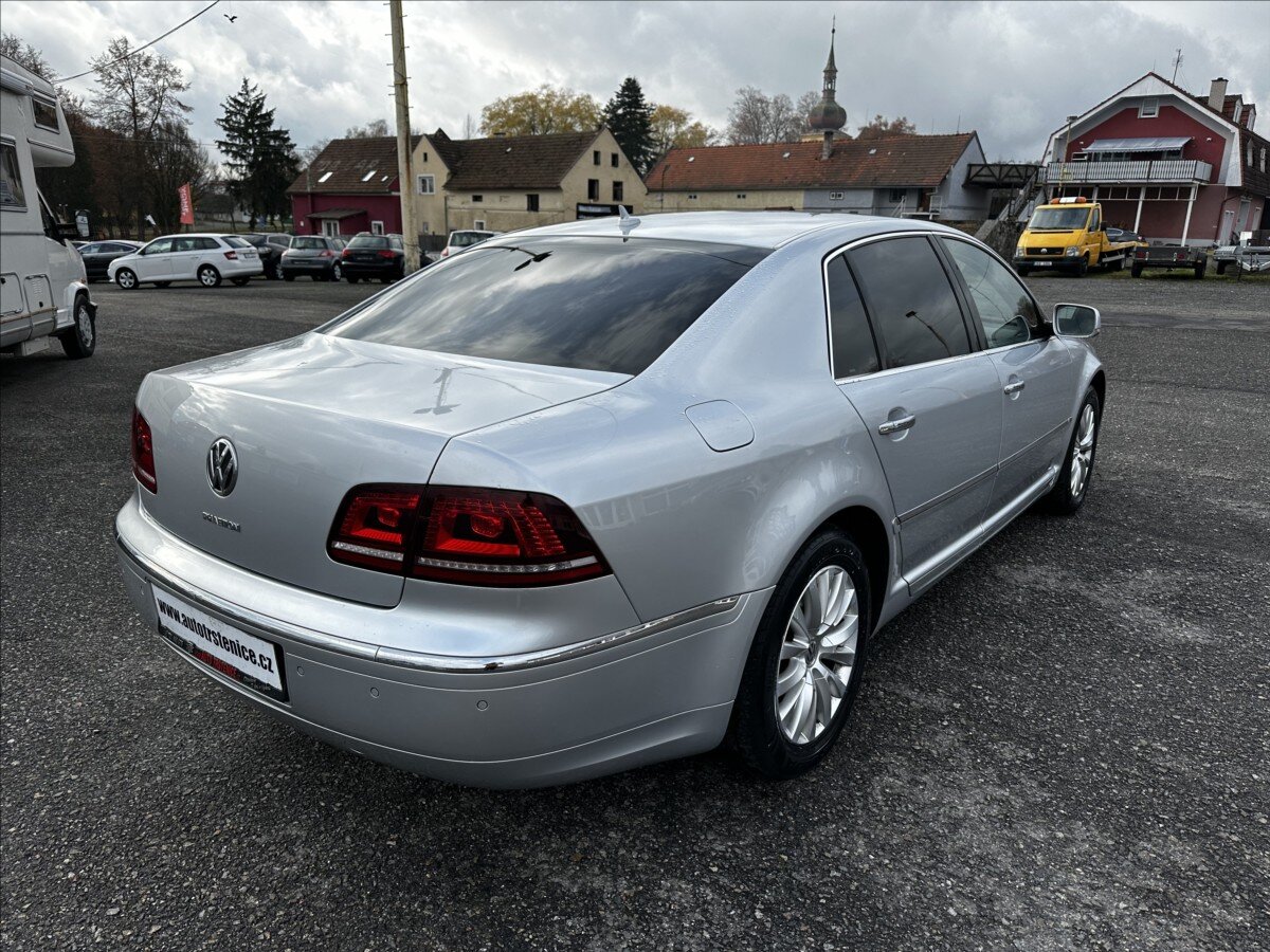 Volkswagen Phaeton Sedan / Limuzína 3,0 l 176 kw