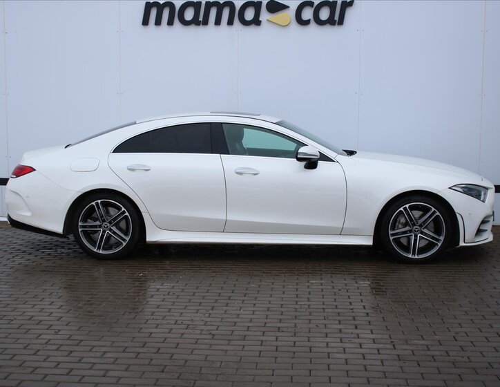 Mercedes-Benz CLS Sedan 3,0 l 270 kw