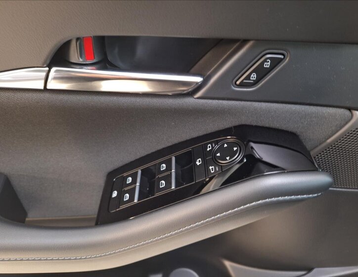 Mazda CX-30 SUV 2,5 l 103 kw