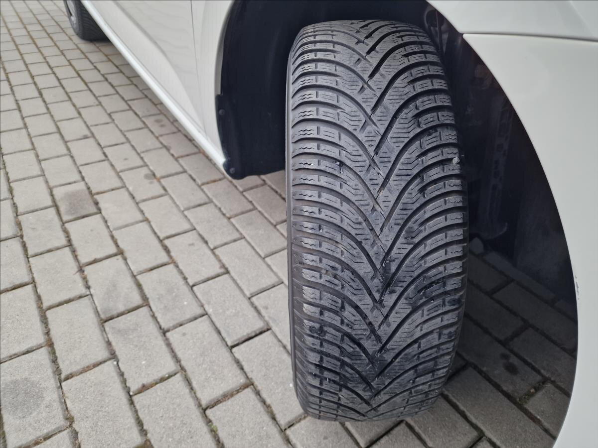 Škoda Scala Hatchback 999,0 70 kw