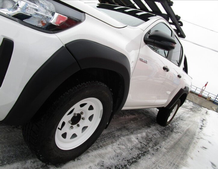 Toyota Hilux Pick-up 2,4 l 110 kw