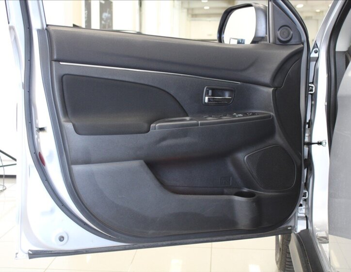 Mitsubishi ASX SUV / Terénní 1,6 l 86 kw