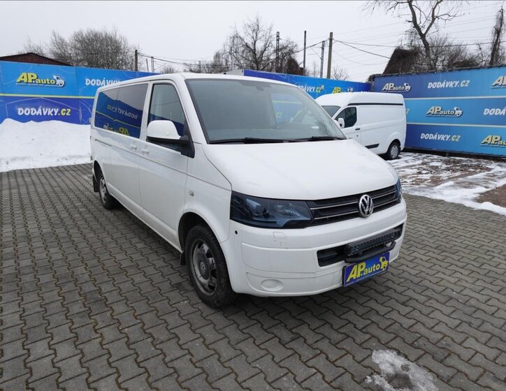Volkswagen Caravelle Ostatní 2,0 l 132 kw