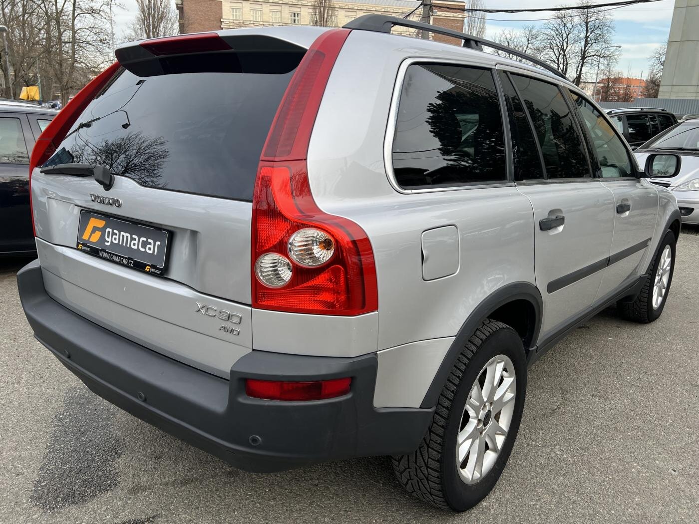 Volvo XC90 SUV / Terénní 2,4 l 120 kw