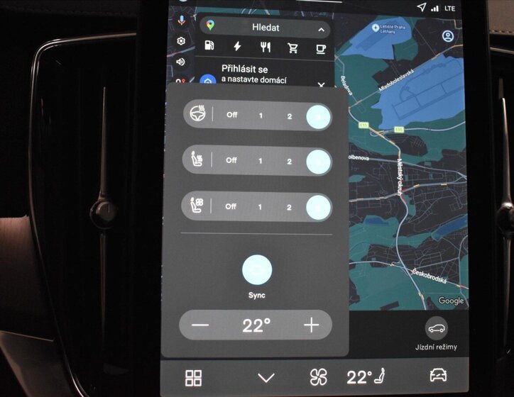 Volvo XC90 SUV / Terénní 2,0 l 228 kw