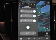 Volvo XC90 SUV / Terénní 2,0 l 228 kw