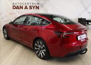 Tesla Model 3 Sedan / Limuzína 0,0 366 kw