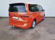 Volkswagen Multivan 2