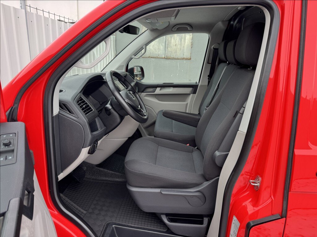 Volkswagen Transporter Skříň 2,0 l 110 kw