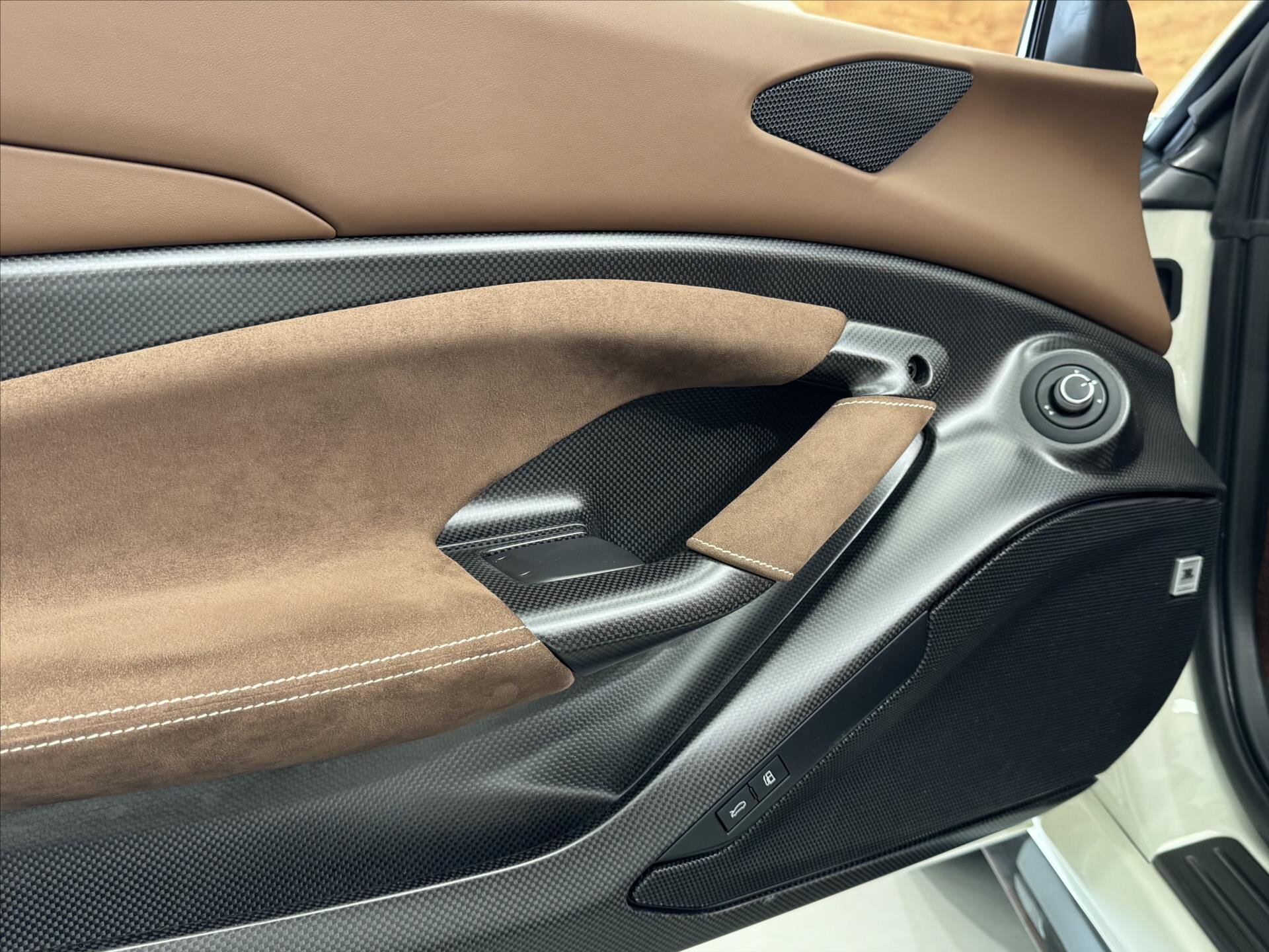 Ferrari F8 Kabriolet 3,9 l 530 kw