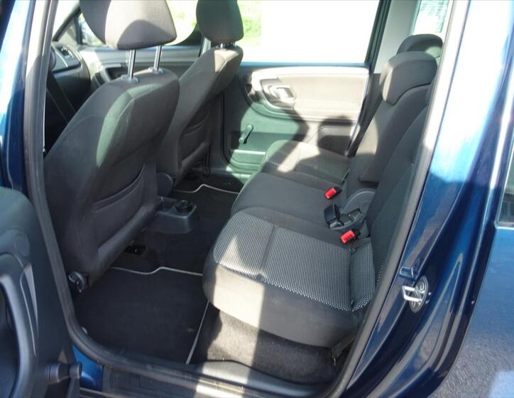Škoda Roomster 10