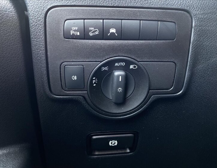 Mercedes-Benz Vito 19