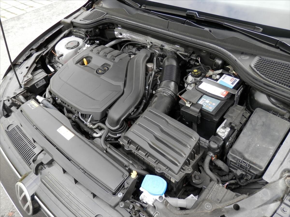 Volkswagen Golf Hatchback 1,5 l 110 kw