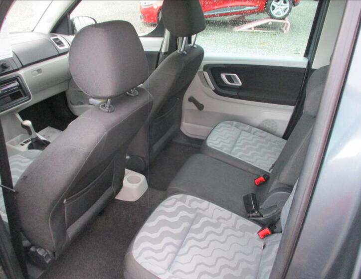 Škoda Roomster 14