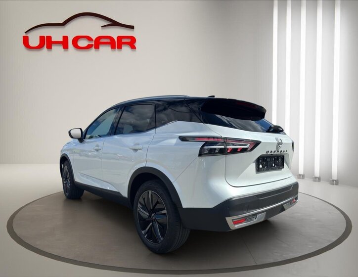 Nissan Qashqai SUV / Terénní 1,3 l 116 kw