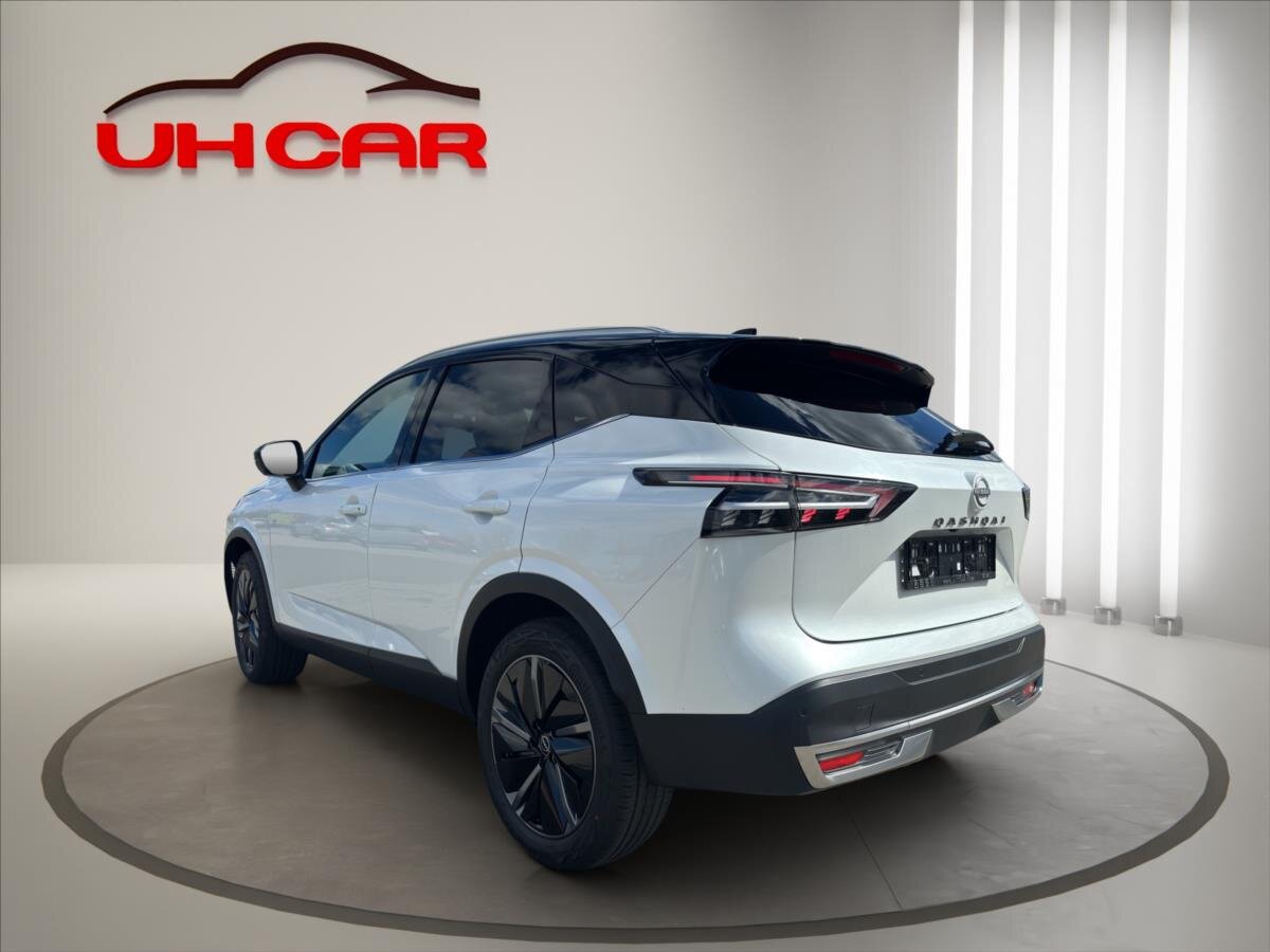 Nissan Qashqai SUV / Terénní 1,3 l 116 kw