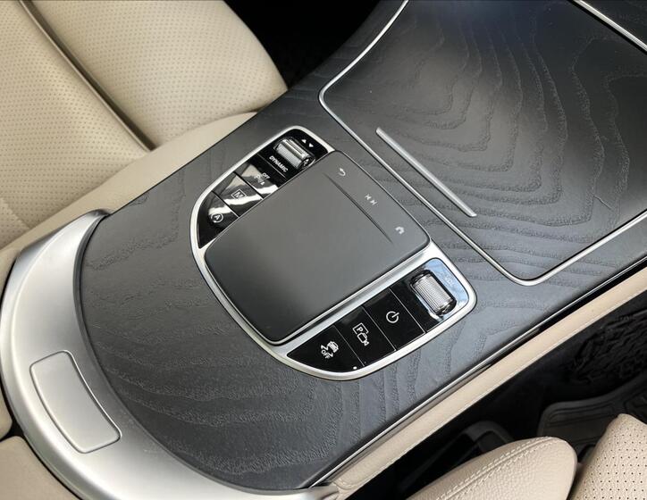 Mercedes-Benz GLC 19