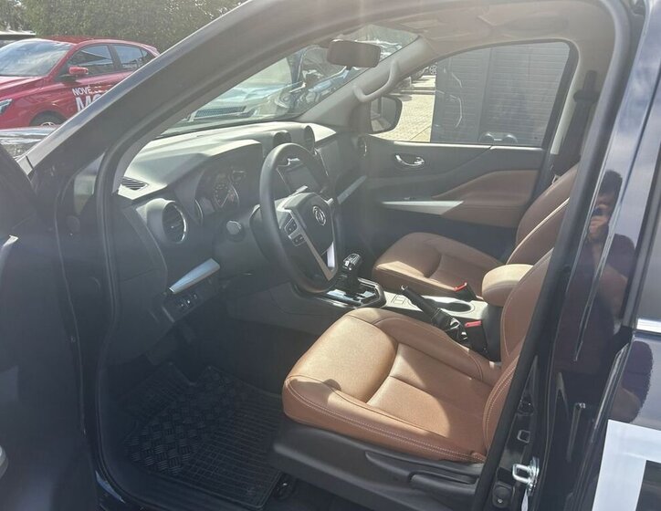 Dongfeng Ostatní Pick-up 2,3 l 120 kw