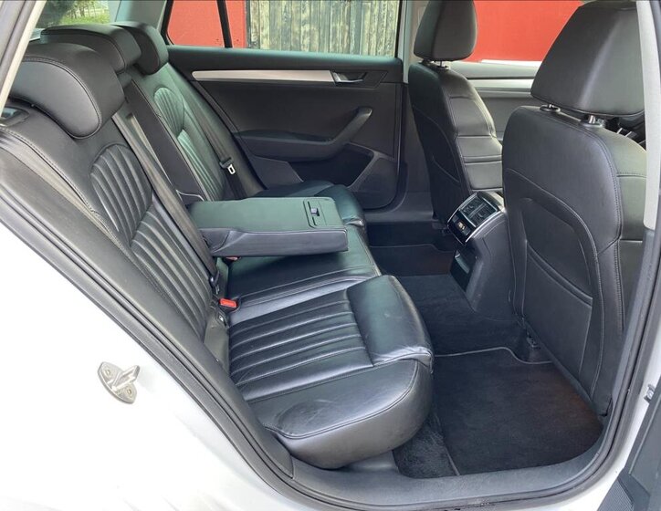 Škoda Superb Kombi 2,0 l 110 kw