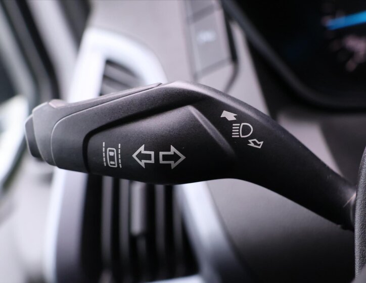 Ford Tourneo Custom Kombi 2,2 l 114 kw