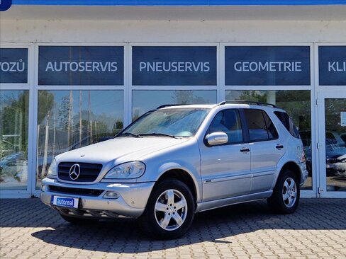 Mercedes-Benz Třídy M SUV / Terénní 2,7 l 120 kw