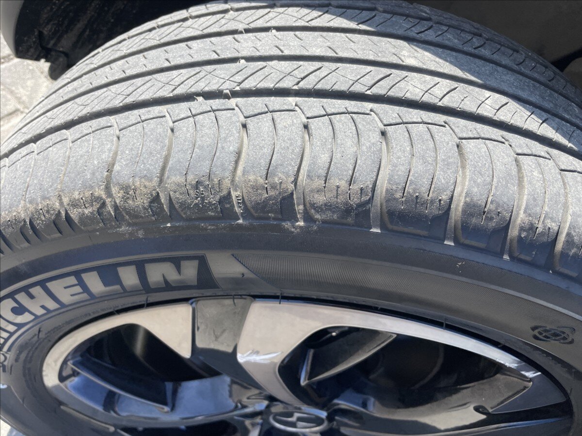 DS Automobiles DS7 Crossback Kombi 2,0 l 130 kw