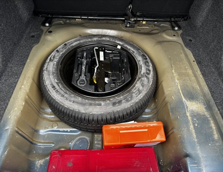 Citroën C-Elysée Sedan / Limuzína 1,2 l 60 kw