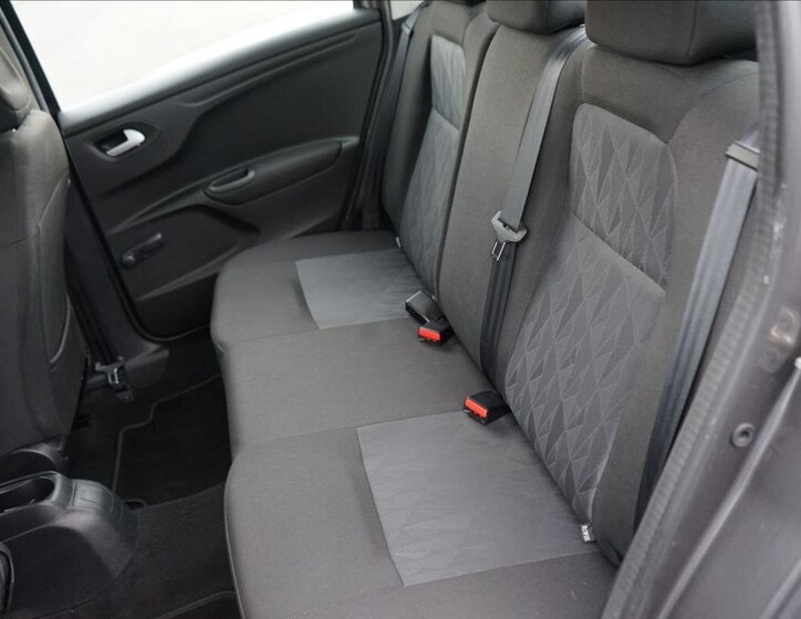 Citroën C-Elysée Sedan 1,2 l 61 kw